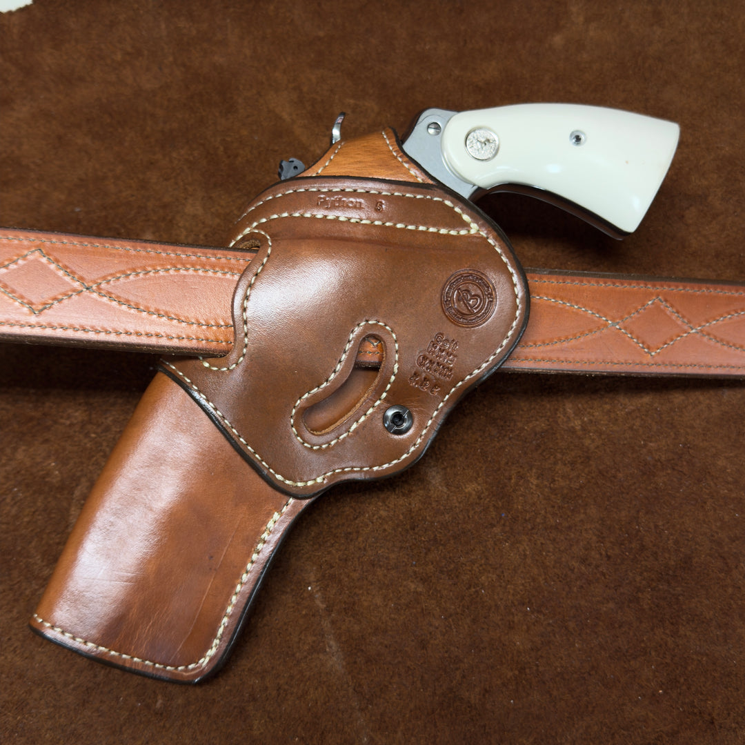 *In Stock* RH Bounty Hunter Colt Python 5" - Saddle Oil Finish