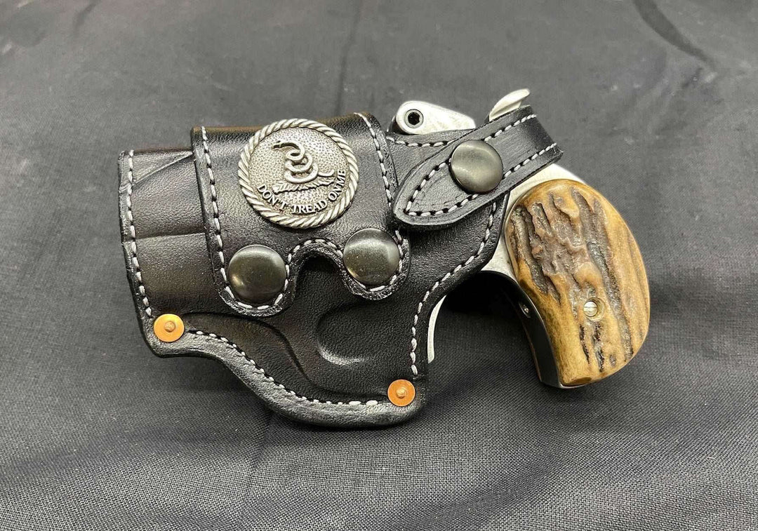 *In Stock* LH/RH Sidewinder Holster for Bond Arms 3.5" Black w/ Silver Stitching &