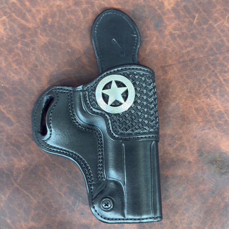 *In Stock* RH Outlaw Cross Draw Holster for 1911 5" – Black Leather, Basket Weave Trim, Texas Star - Busted B Leather