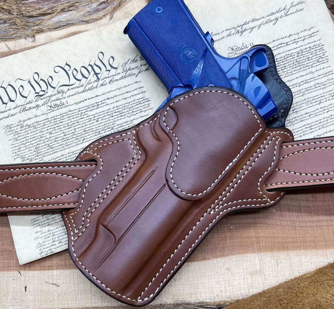 *In Stock* RH Texas Bodyguard Holster 1911 Operator 5" Rail Saddle Oil Finish w/Natural Stitch