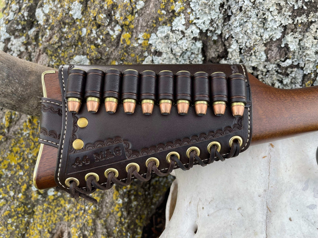 *Ammo Depot* RH Leather Butt-Cover w/Ammo Loops Henry Side Gate, Henry Big Boy Brass Rifles .44 Mag Saddle Oil Finish w/Natural Stitch &amp; Hand Tooled Crescent Border